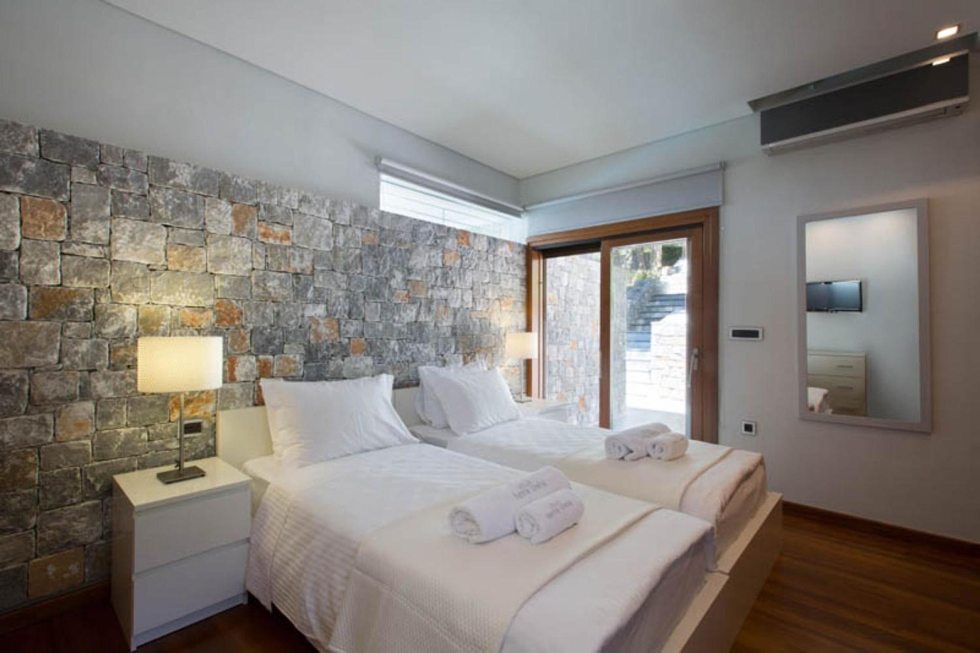 Villa Terra Creta Luxury Retreat And Spa Chania  Ngoại thất bức ảnh